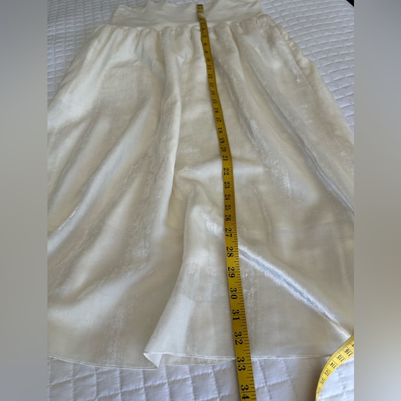 ATM cream velvet midi skirt, size large - Picture 9 of 13
